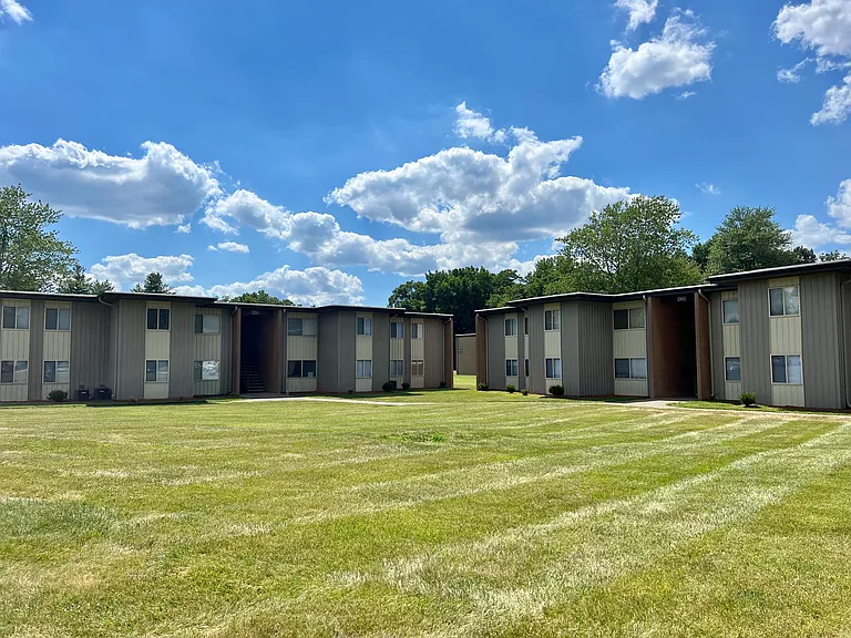 Glenview Apartments — Photo 34