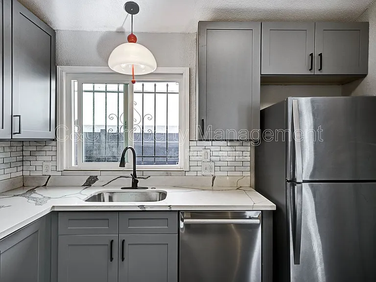 1783 11th St #B — Photo 23