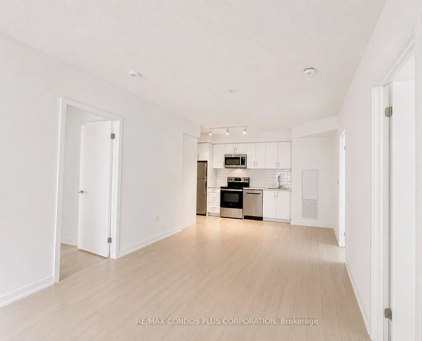 3 bed, $3,100 — Photo 3