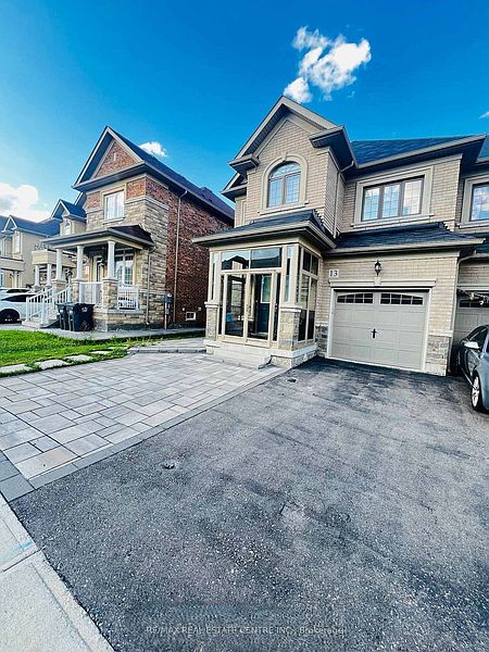 Brampton Townhouse for rent - 3 Bedrooms — photo 2