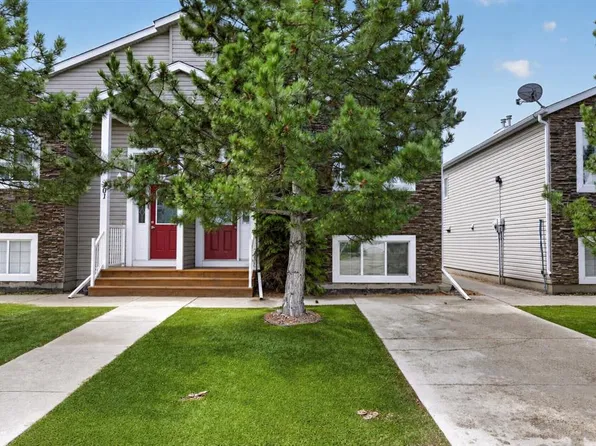 4833 N 52nd St #202, Olds, AB T4H 1G2