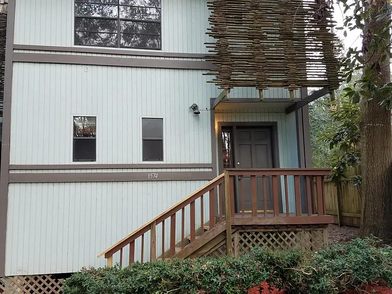 1574 Three Lantern Ln — Photo 1