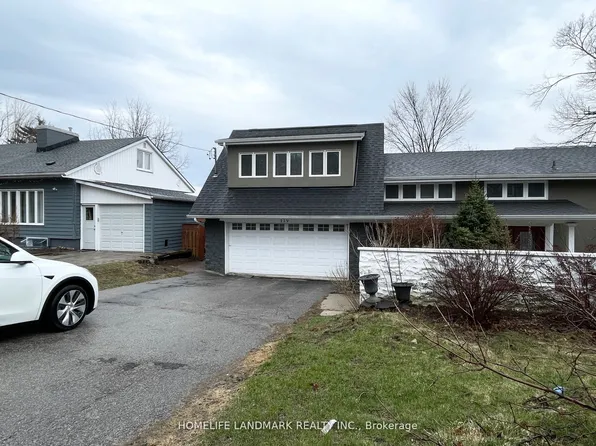 119 Blake St, Barrie, ON L4M 1K2