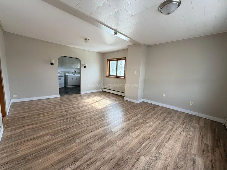 910 W Linden St #1 — Photo 6