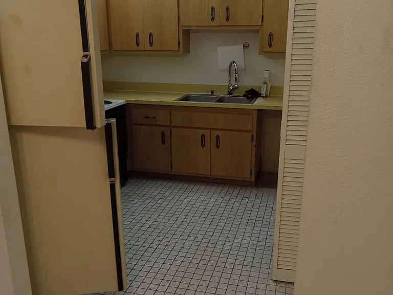 1001 Manor Dr #1001 — Photo 5