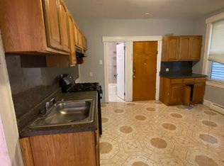 67 Andrew St #1R, Bayonne, NJ 07002