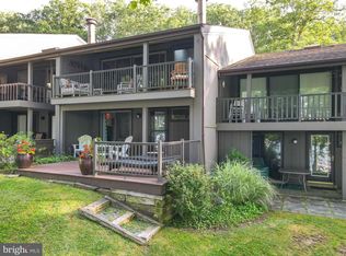 116 Wanderer Ln, Oakland, MD 21550