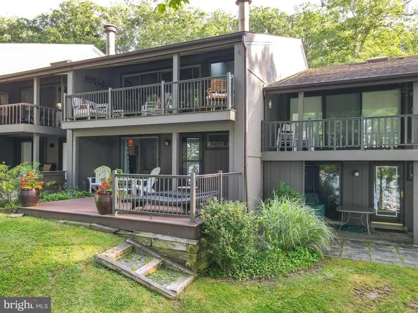116 Wanderer Ln, Oakland, MD 21550