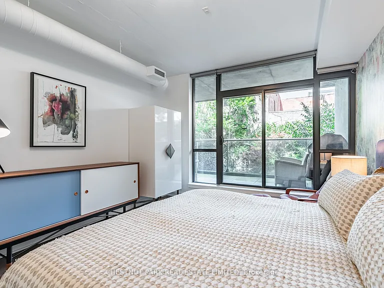 64 Niagara St #221 — Photo 21