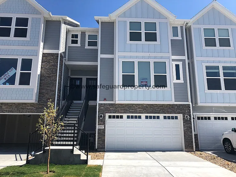 13447 S Silver Rock Ln — Photo 1