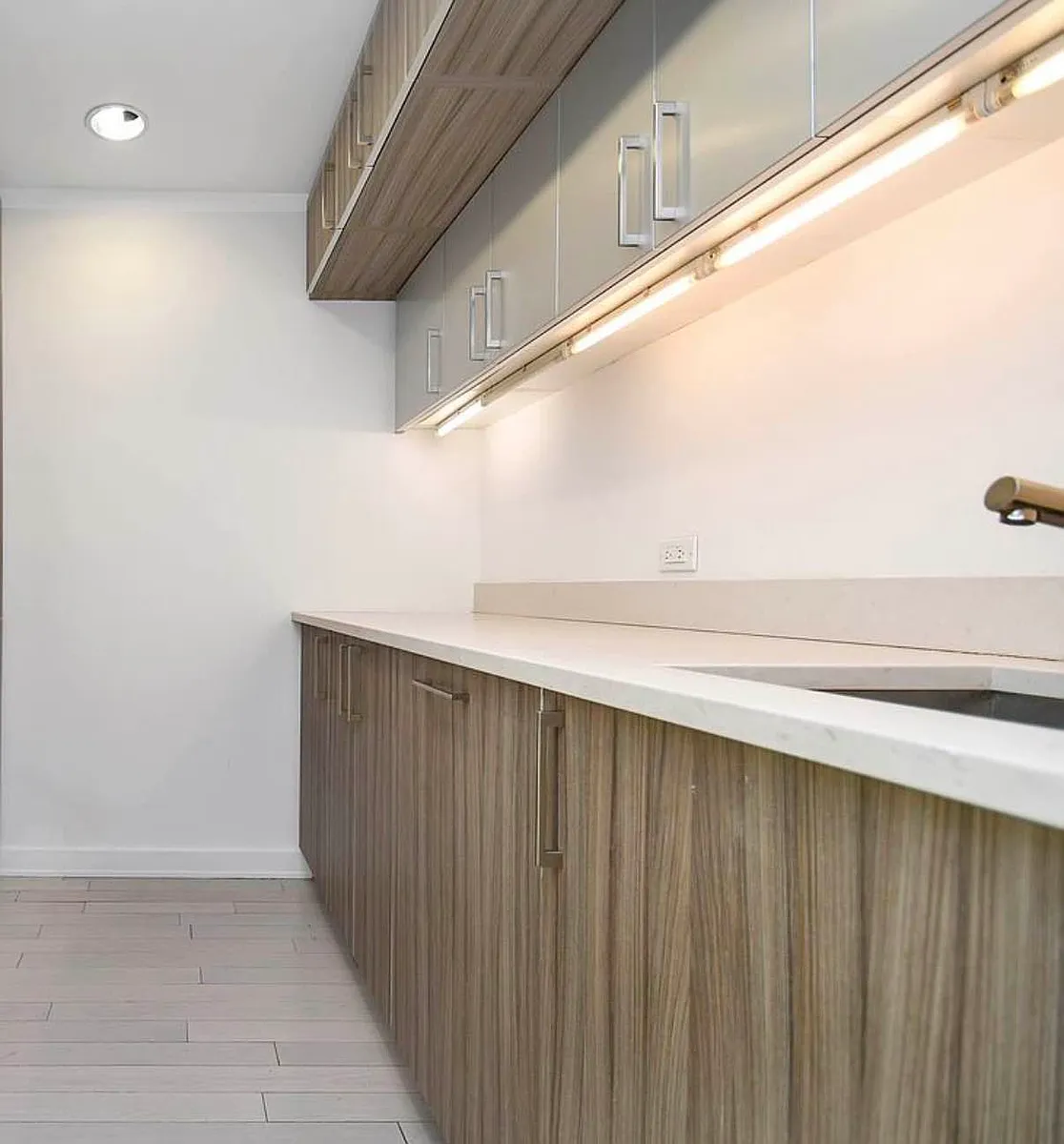 Building Photo - 250 Bedford Ave #129503