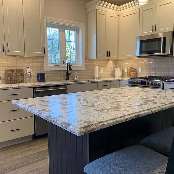 3rd image of 1801 Casale Court