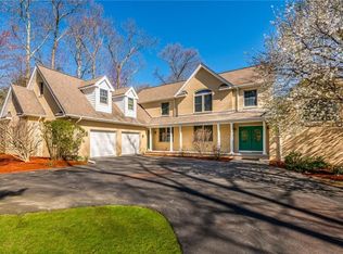12 Preakness Dr, Lincoln, RI 02865