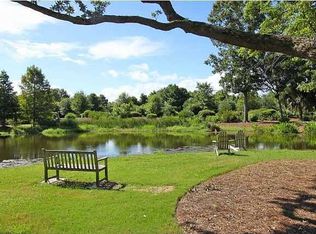 9002 Merchant St, Charleston, SC 29492