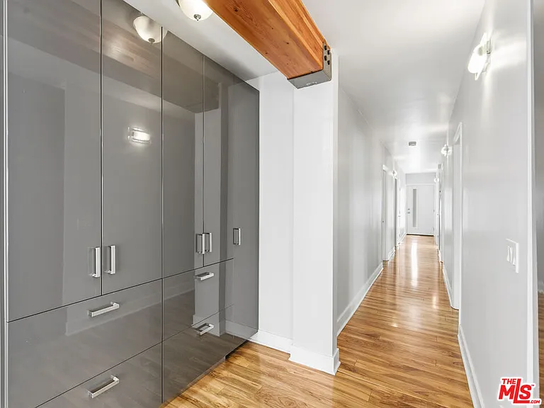 222 N New Hampshire Ave — Photo 15