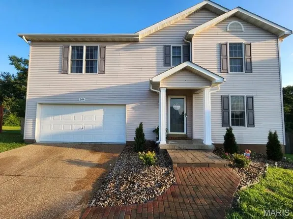 344 Mitulski Dr, Wentzville, MO 63385
