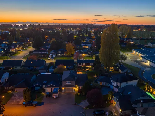 4583 Aurora Ct, Delta, BC V4K 4P5