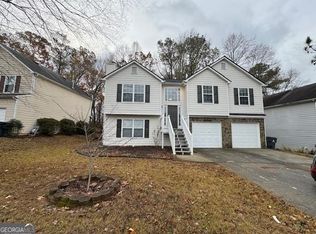 2626 Lake Park Bnd, Acworth, GA