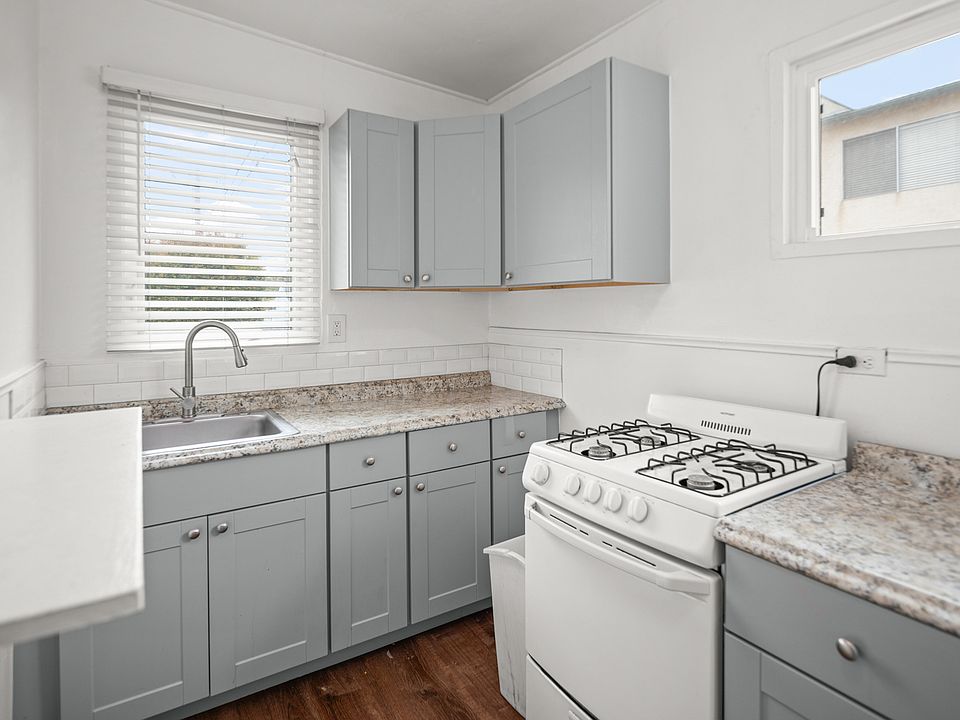 1st image of 259.5 F Ave