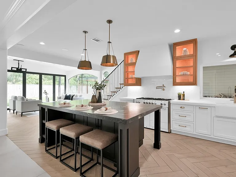 35 Fernglen Dr — Photo 10