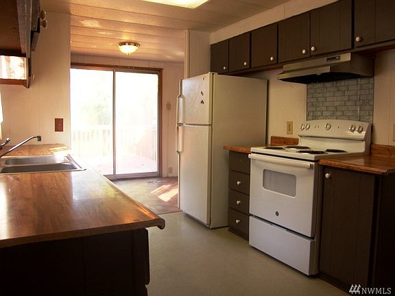 5th image of 1100 California Ave SE
