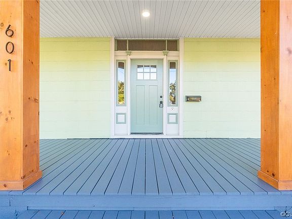 4th image of 601 Bancroft Ave