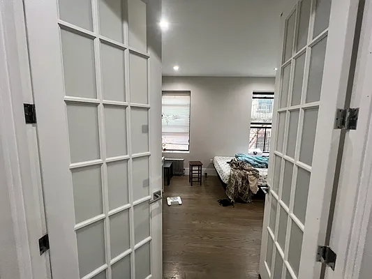 Rented by Mdays Realty | media 9