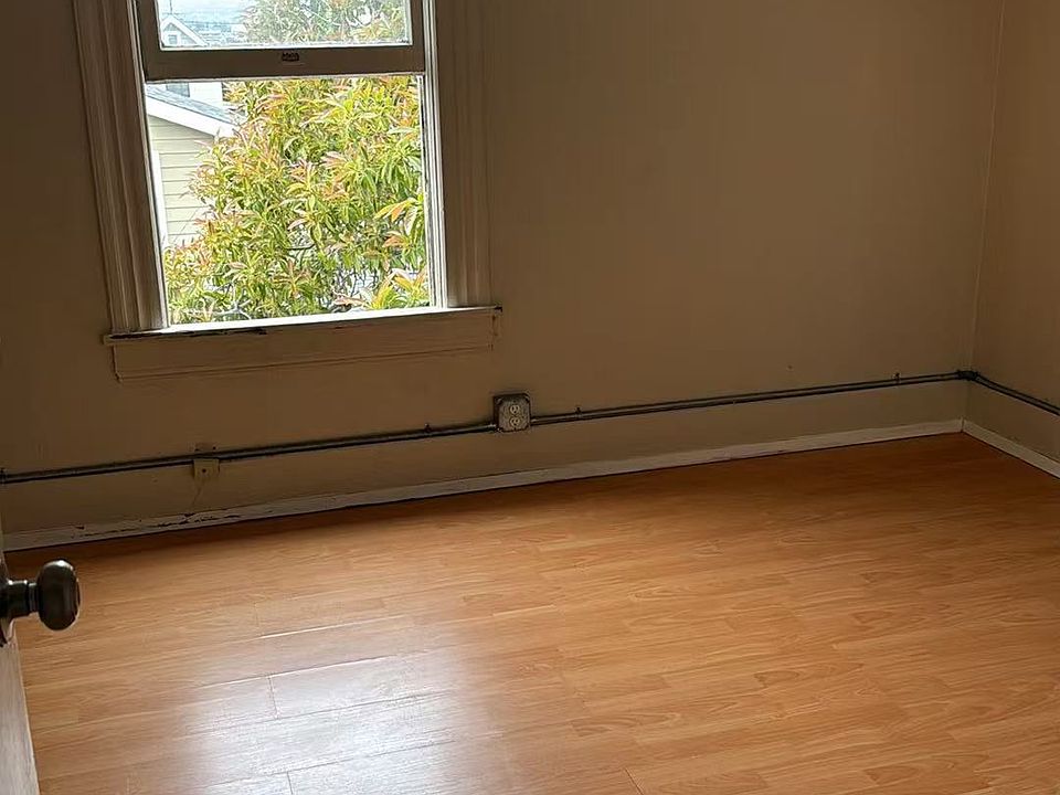 1st image of 2421 Buena Vista Ave #7