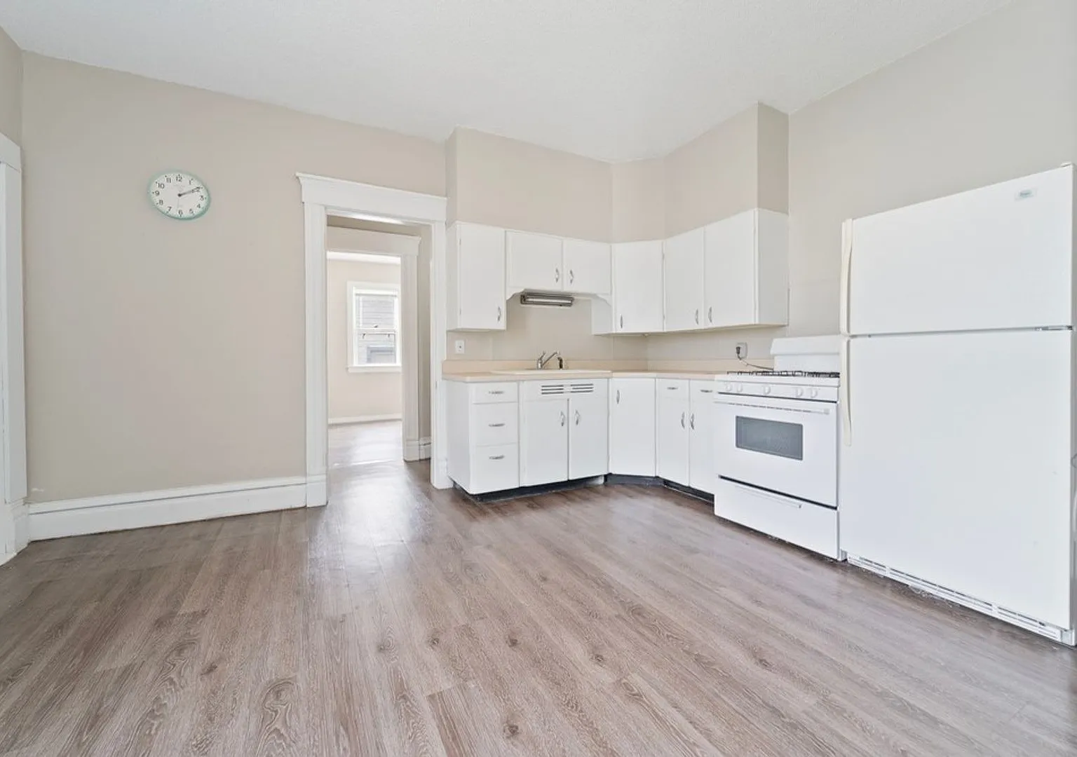 1103 Main St — Photo 4