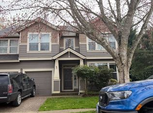 3708 E Short Oak Dr, Newberg, OR