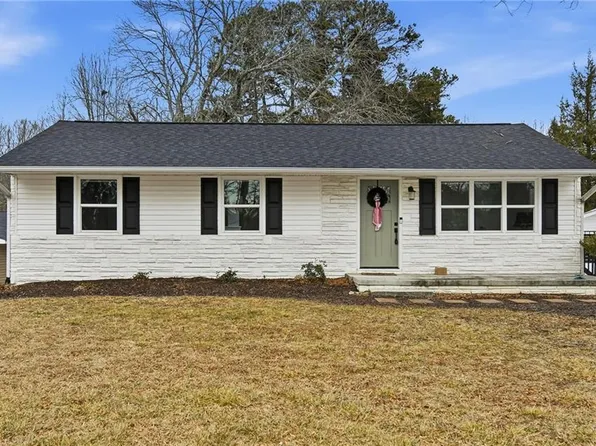 5604 Bunch Rd, Oak Ridge, NC 27310