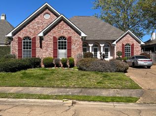 602 N Harbor Dr, Brandon, MS 39047