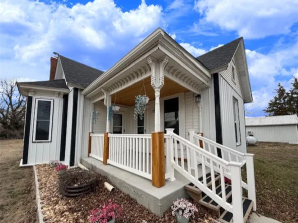 32391 Case Rd, Hermann, MO 65041