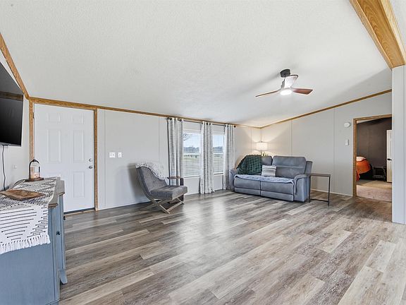 4th image of 9110 SW Anna Rd