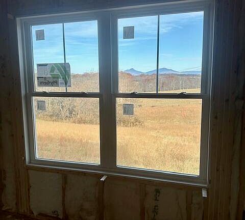 4th image of 2753 McDaniel Rd