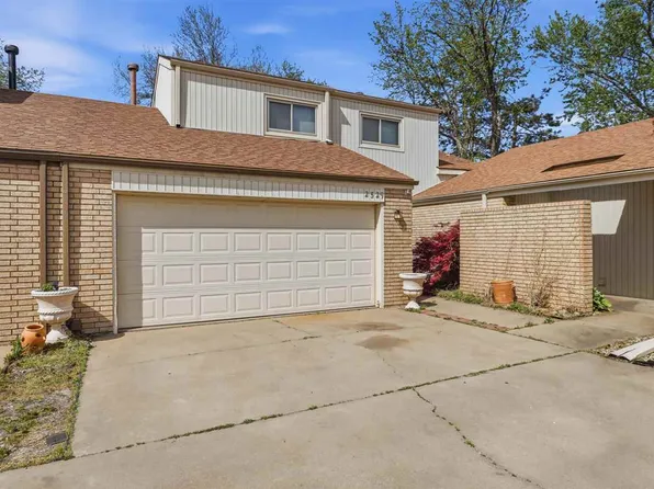 2529 Windsor Rd, Ponca City, OK 74601