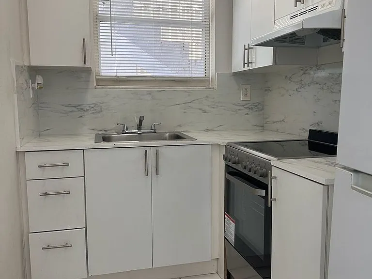 Kina Hialeah Apartments — Photo 8