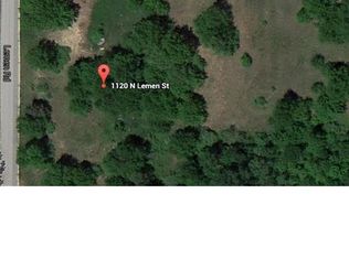 1126 N Lemen St, Fenton, MI 48430