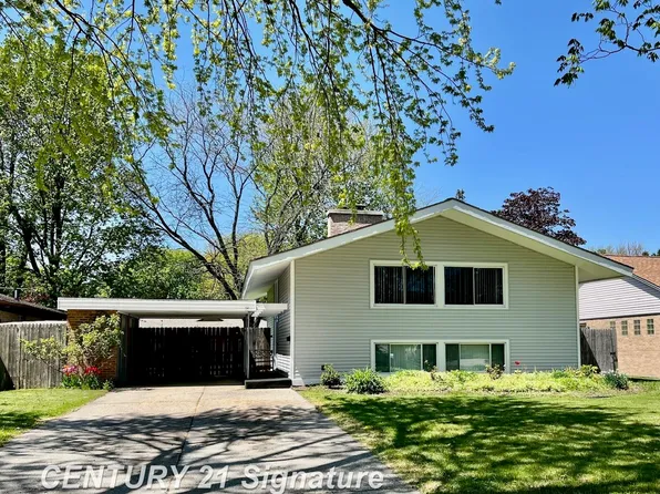 25 Bretton Pl, Saginaw, MI 48602