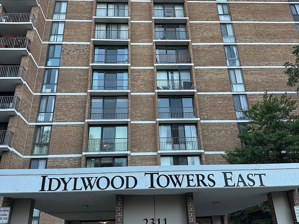 1st image of 2311 Pimmit Dr APT 911