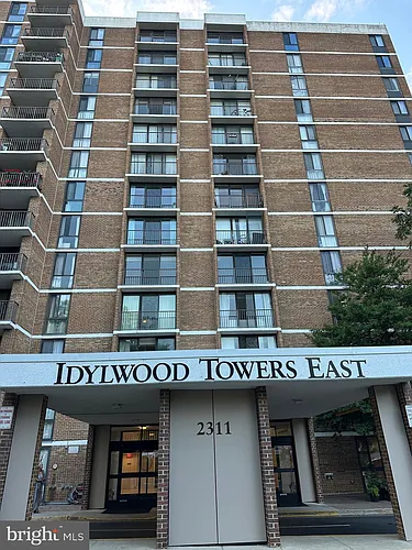 2311 Pimmit Dr #911-E Photo 1
