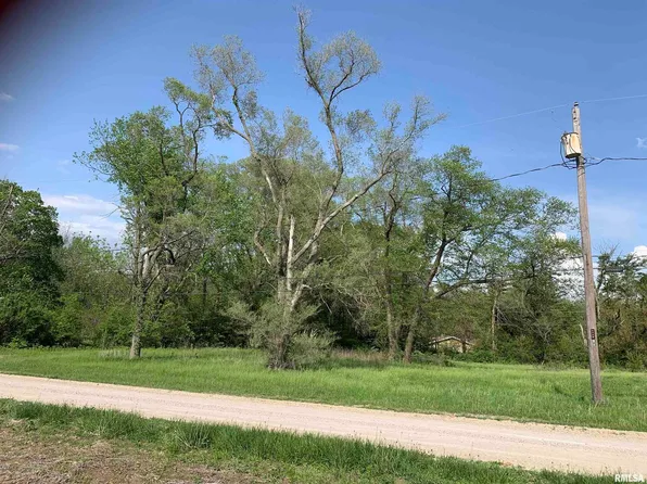 7707 121st St W, Andalusia, IL 61232
