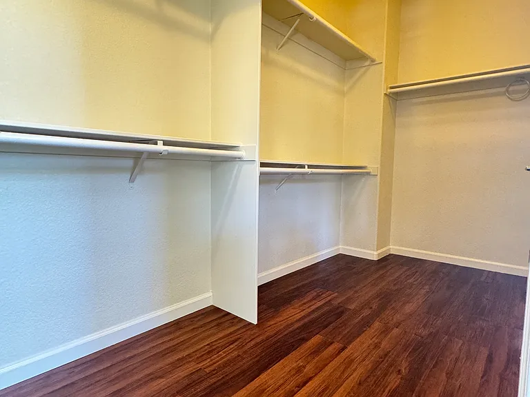 25178 Century Oaks Cir — Photo 25