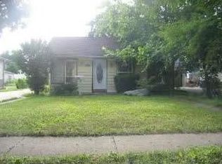 226 N Addison Rd, Villa Park, IL 60181