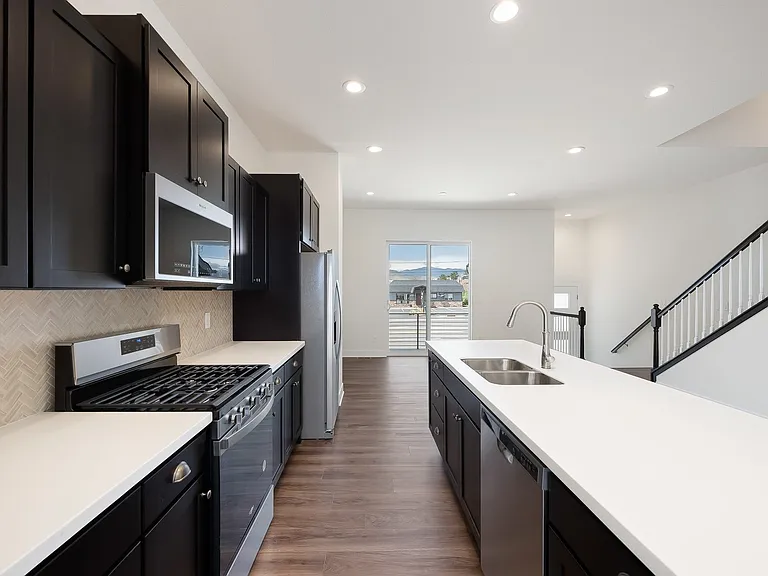 5112 Ward Rd — Photo 10
