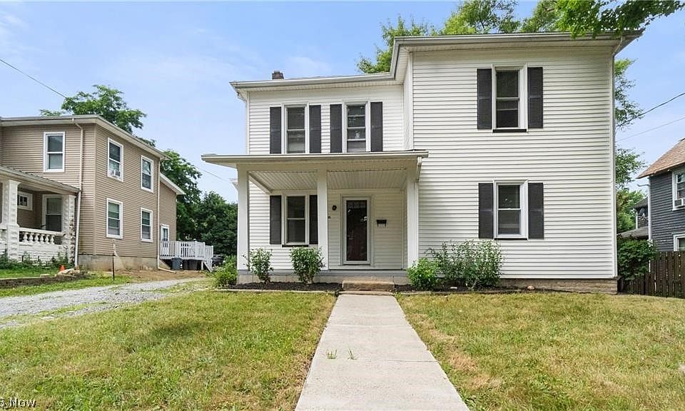 1st image of 865 Franklin Ave