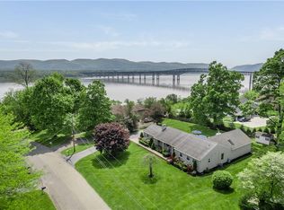 22 Susan Dr, Newburgh, NY 12550