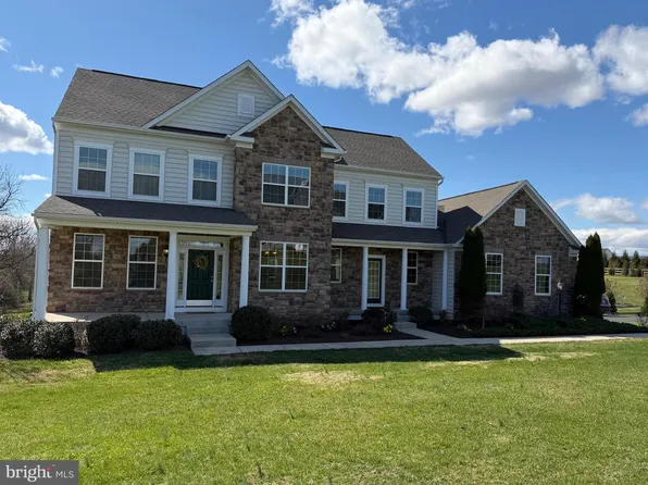 14997 Lynnford Ct, Waterford, VA 20197