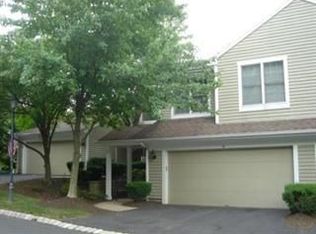 60 Edgewood Rd, Bedminster, NJ 07921