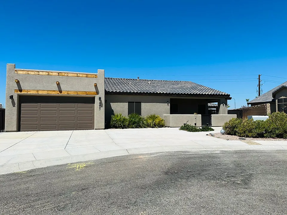 5637 S Casa Bonita